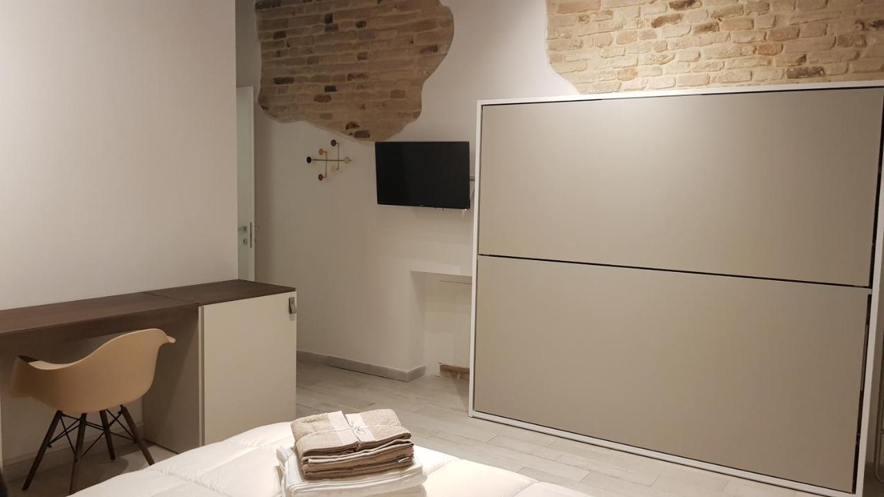 B&B Del Corso Лорето Екстериор снимка