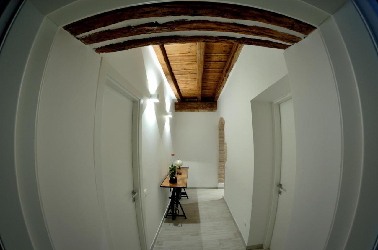 B&B Del Corso Лорето Екстериор снимка